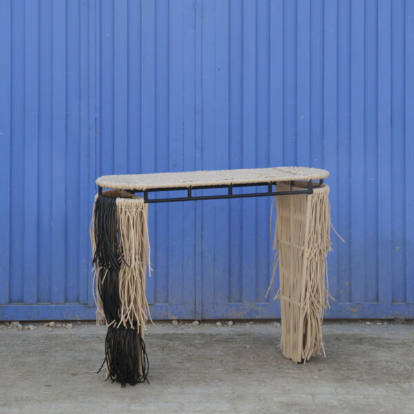 OSTRICH WOVEN TABLE CONSOLE