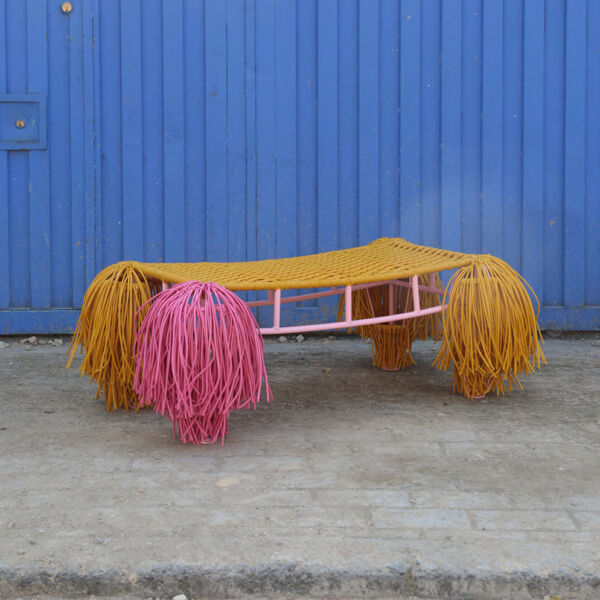 OSTRICH WOVEN BENCH SEAT